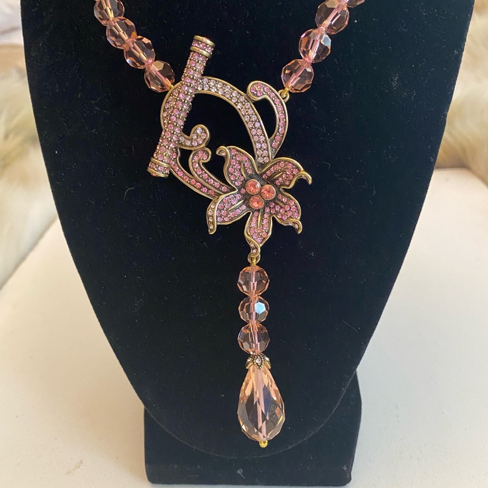 BEAUTIFUL HEIDI DAUS PINK TOGGLE NECKLACE